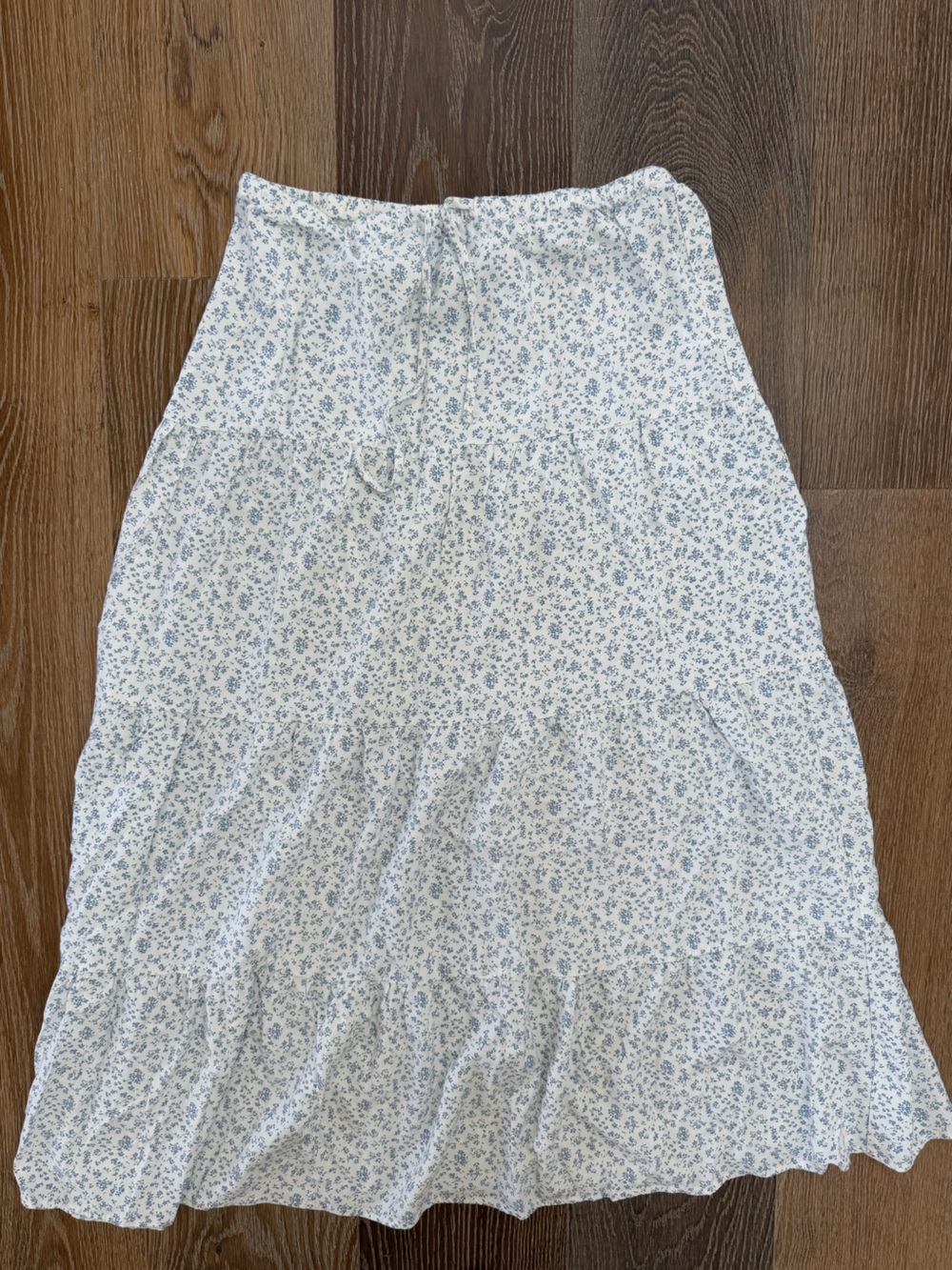 BRANDY MELVILLE SKIRT!